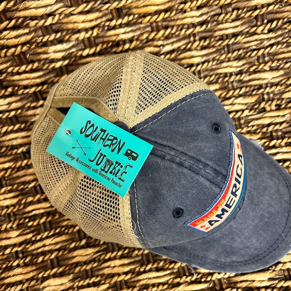 NWT trucker hat!